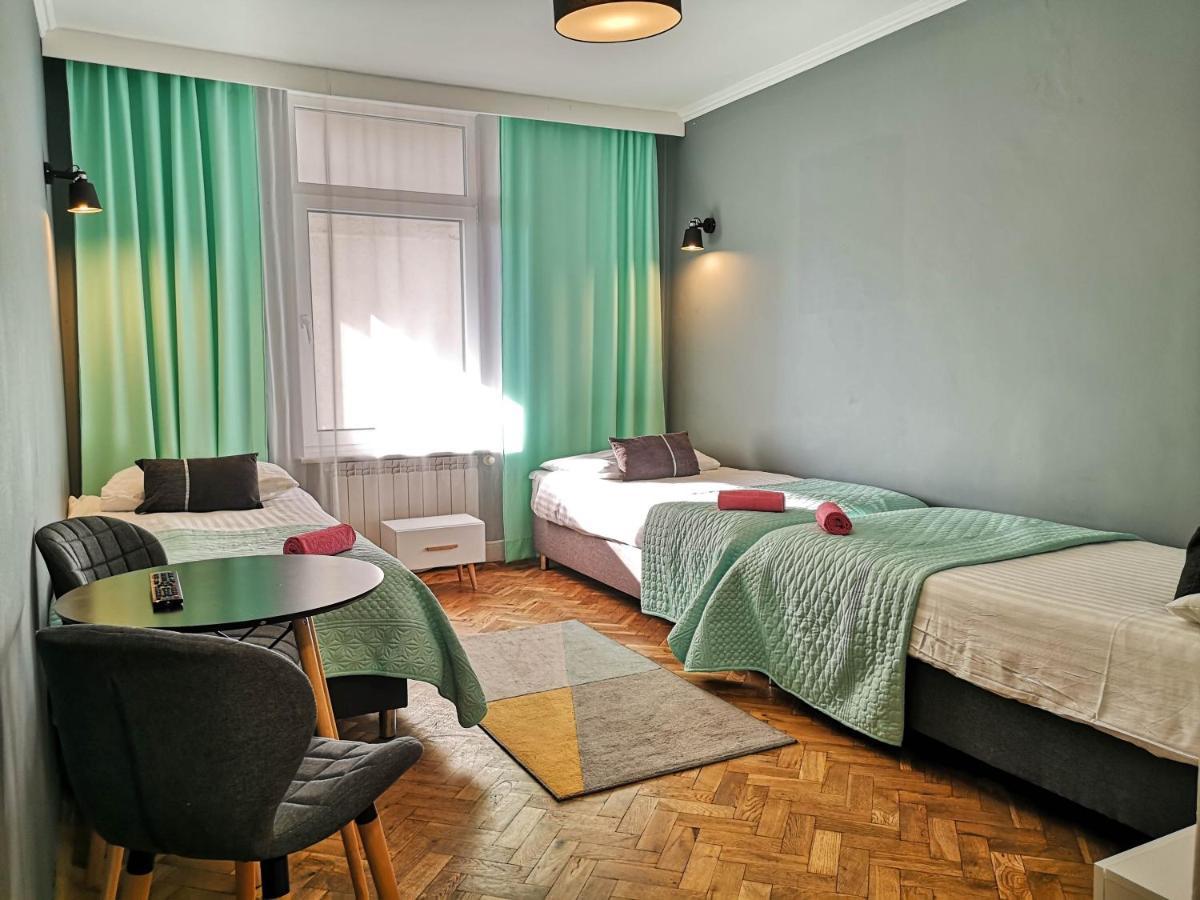 Bialy Orzel Lejlighedshotel Przemyśl Eksteriør billede