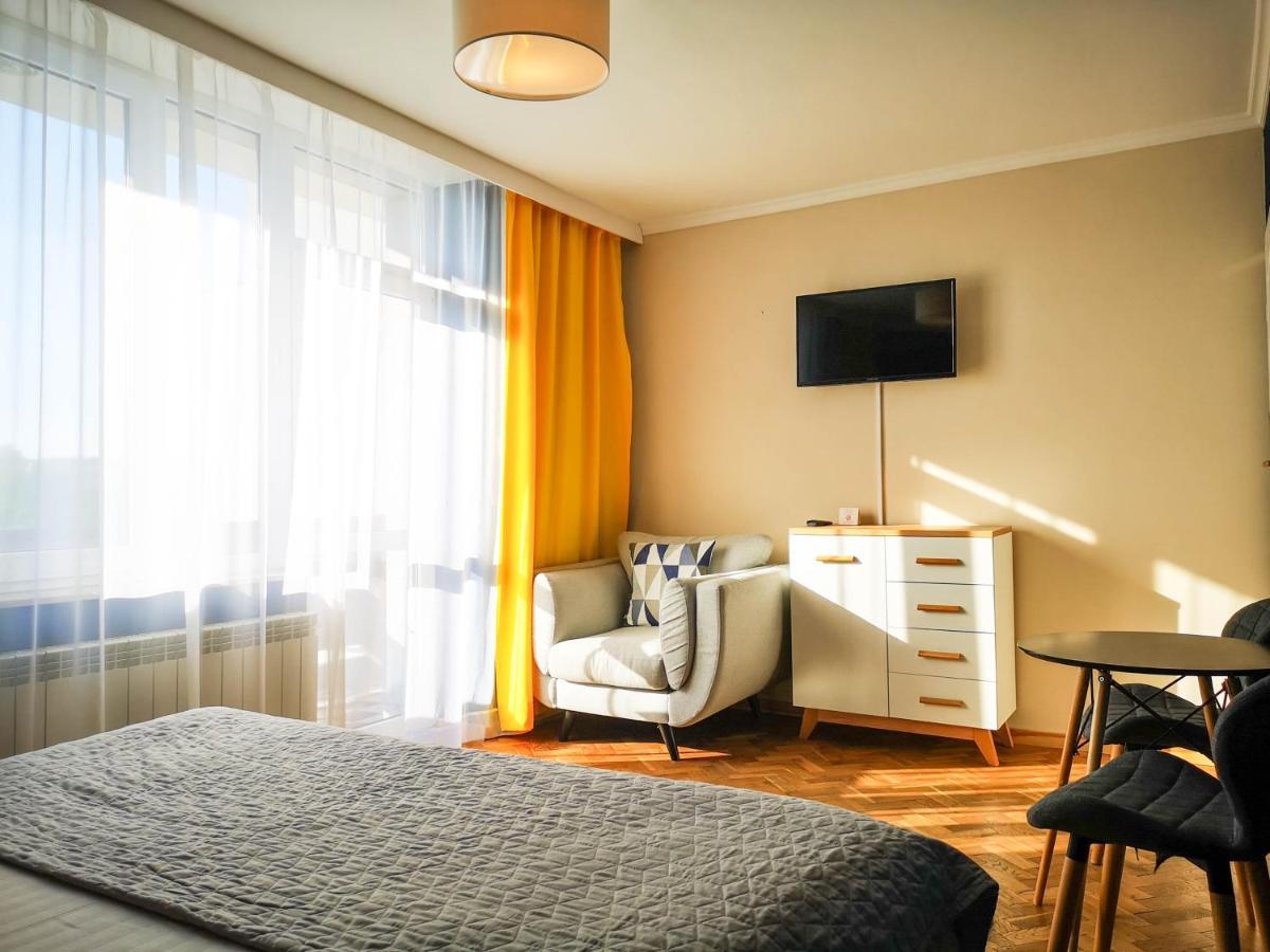 Bialy Orzel Lejlighedshotel Przemyśl Eksteriør billede